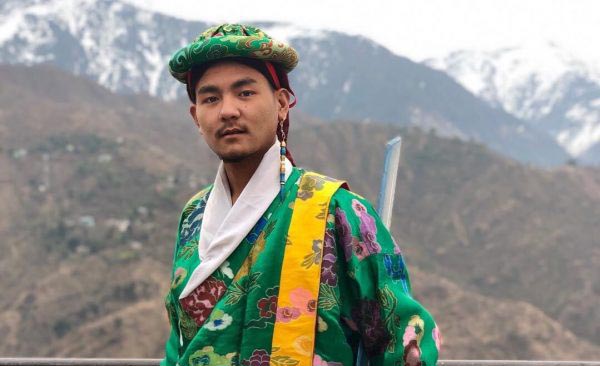 Tenzin Tsetan - Tibetan Institute of Performing Arts - Artiste