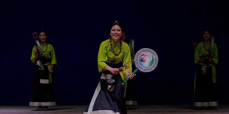 Kalsang Dolma – Artiste Kalsang Dolma - Tibetan Institute of Performing Arts - Artiste